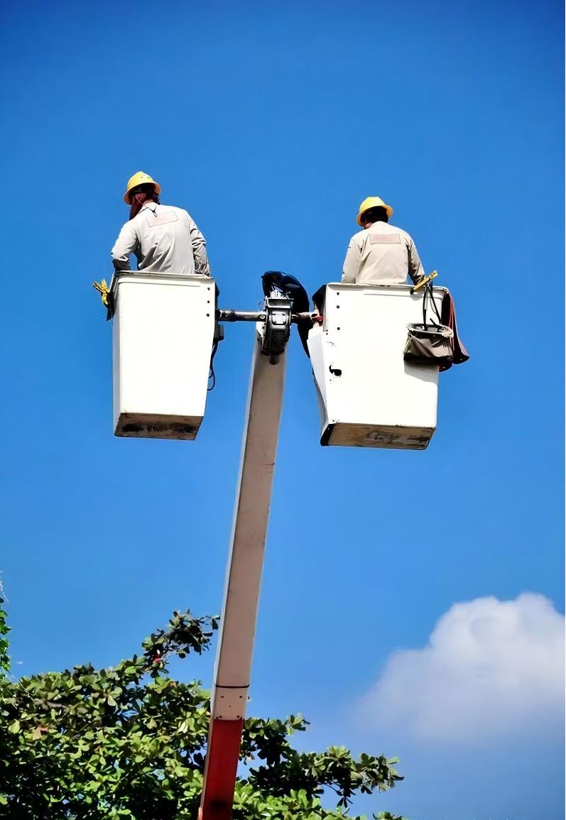 install-led-street-light