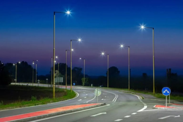 Standard-Height-street-lamp-poles