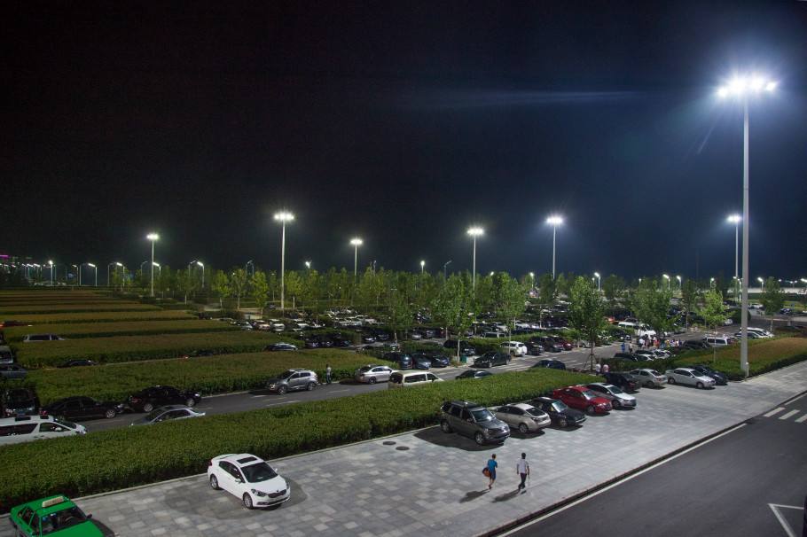 How-to-Choose-the-Right-Parking-lot-led-light