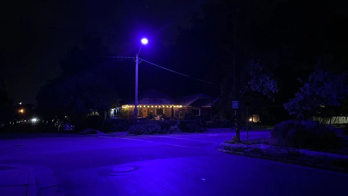 Street-Lights-Turning-Purple01